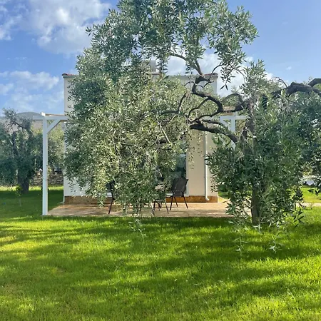 Makarona Village Villa