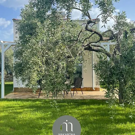 Villa Makarona Village *